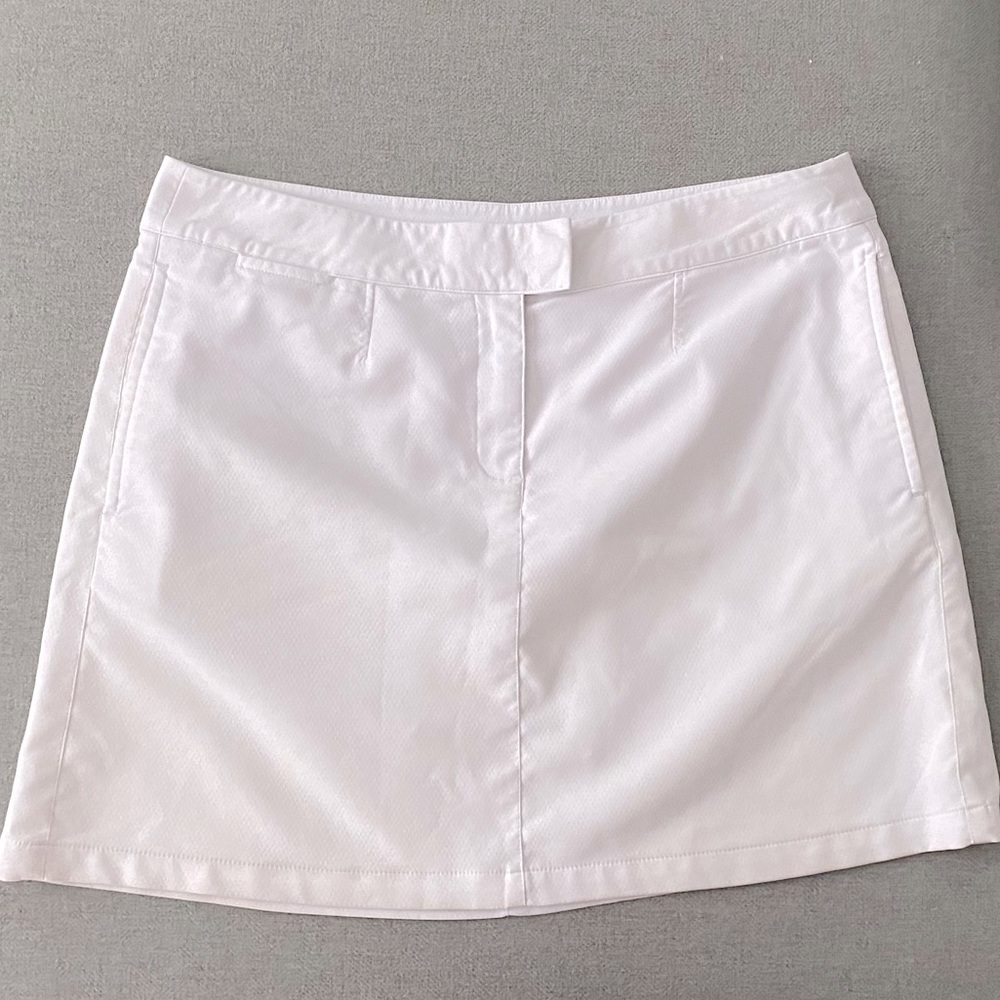 🤍PUMA🤍White Golf Skort . Size 12. In great condition.